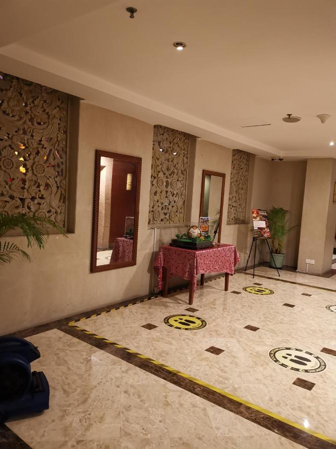 Pulai Spring Resort Kampung Kangkar Pulai Exterior foto